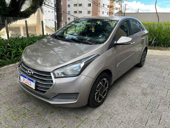 HYUNDAI HB20S 1.6 COMFORT PLUS 16V FLEX 4P AUTOMÁTICO